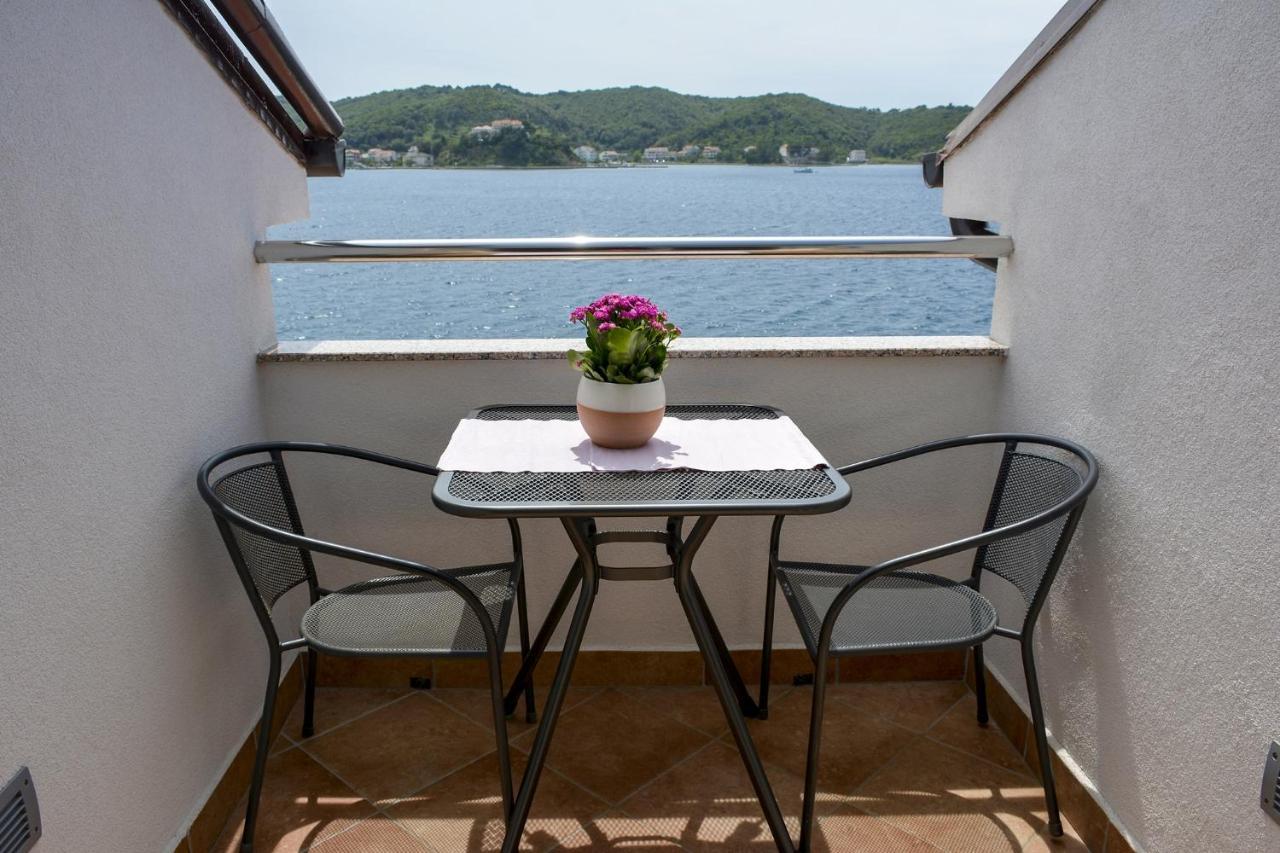 Apartmani Andela Kordic Supetarska Draga Εξωτερικό φωτογραφία