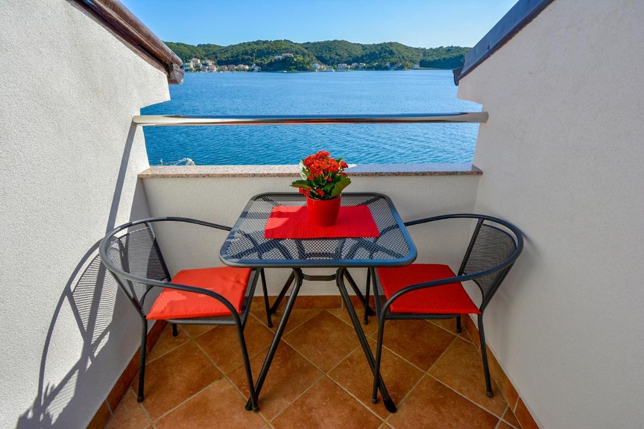 Apartmani Andela Kordic Supetarska Draga Εξωτερικό φωτογραφία