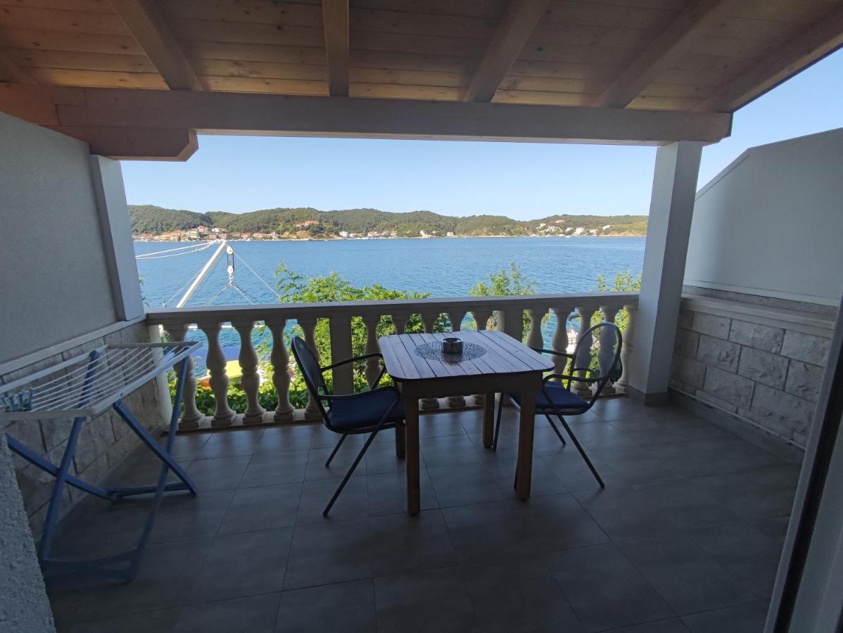 Apartmani Andela Kordic Supetarska Draga Εξωτερικό φωτογραφία