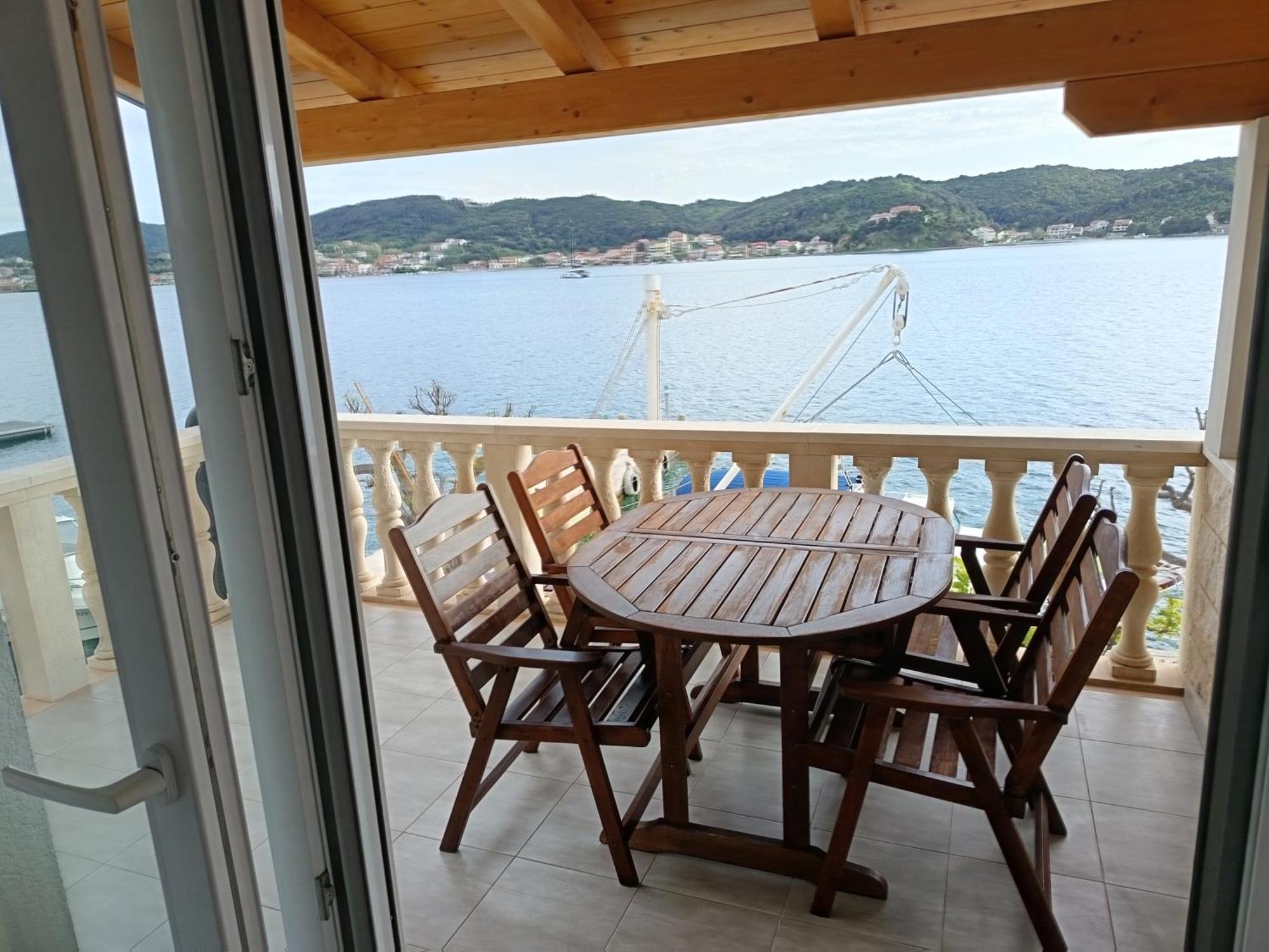 Apartmani Andela Kordic Supetarska Draga Εξωτερικό φωτογραφία
