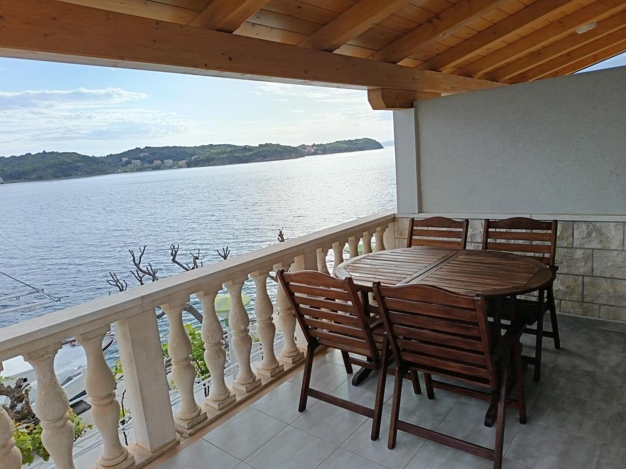 Apartmani Andela Kordic Supetarska Draga Εξωτερικό φωτογραφία